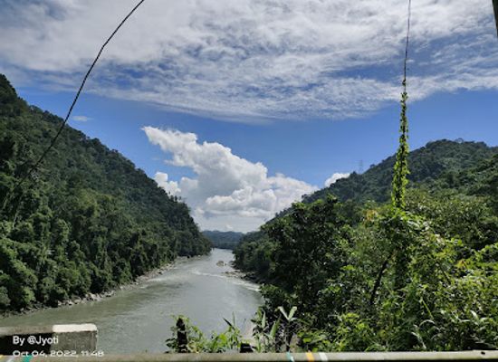 india/assam/attraction/lumum-waterfall