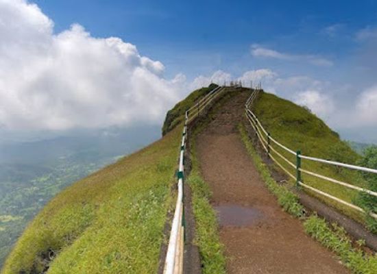 india/mahabaleshwar/attraction/rutba-villa