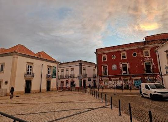 portugal/faro/attraction/largo-de-sao-pedro