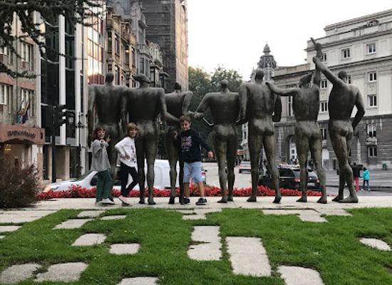 spain/asturias/attraction/monumento-a-la-concordia