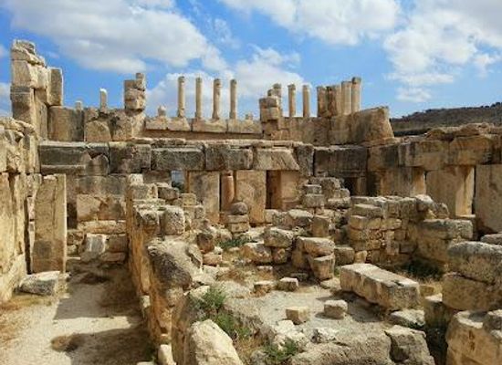 jordan/balqa-highlands/attraction/iraq-al-amir