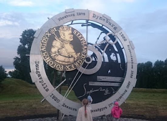 latvia/daugavpils/attraction/monument-to-magdeburg-law