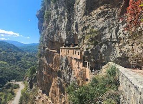 greece/meteora/attraction/holy-kipinas-monastery