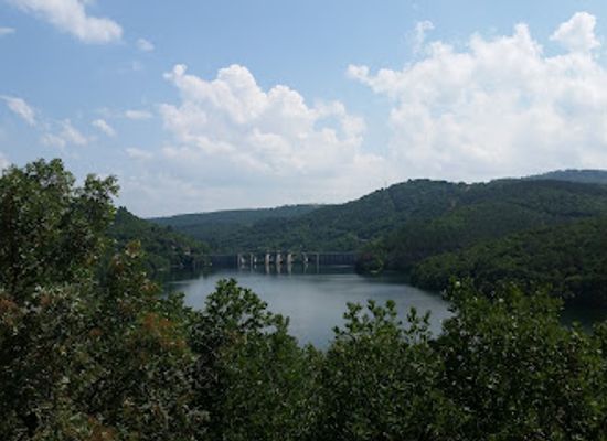 bulgaria/rhodopes/attraction/villa-armira