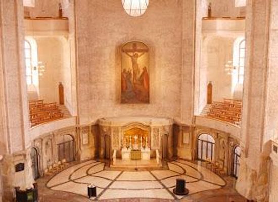 germany/dresden/attraction/holy-cross-church