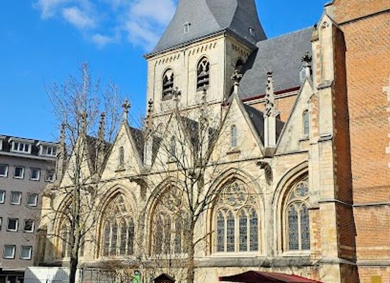 belgium/hasselt/attraction/halvefrankbeeld