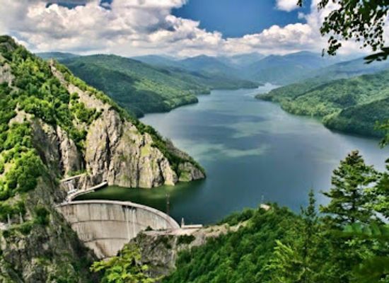romania/arges/attraction/lacul-vidraru