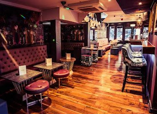united-kingdom/windsor/bar/village-soho