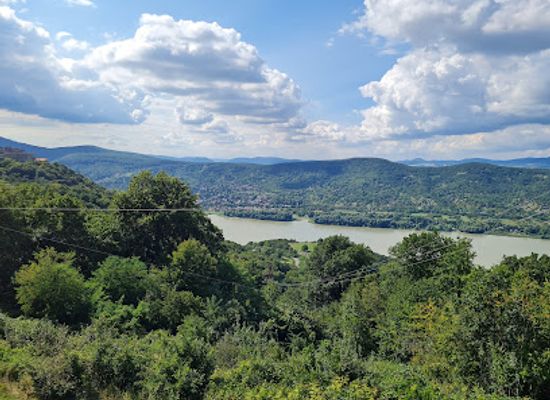 hungary/duna-ipoly-national-park/attraction/canopy-visegrad-zipline