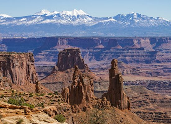 utah/canyonlands/attraction/shafer-canyon-overlook-trailhead