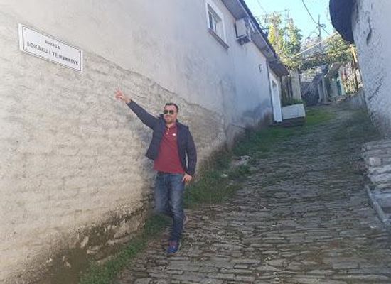 albania/gjirokaster/attraction/rruga-sokaku-i-te-mareve