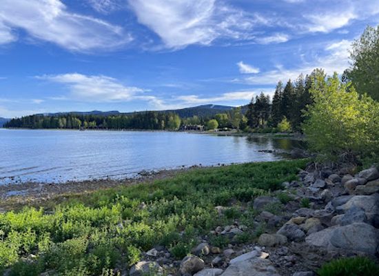 california/tahoe-city/attraction/commons-beach