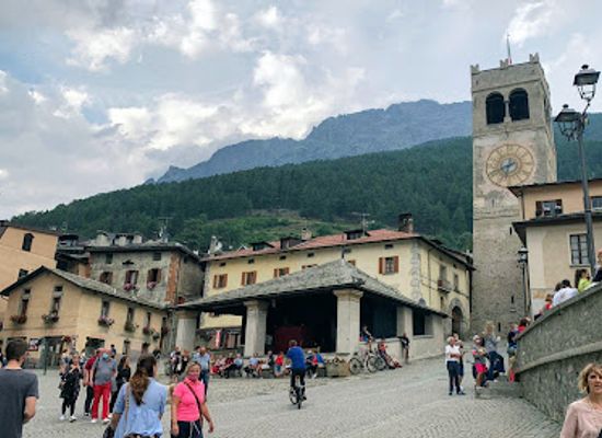 italy/bormio/attraction/torre-della-bajona-o-delle-ore