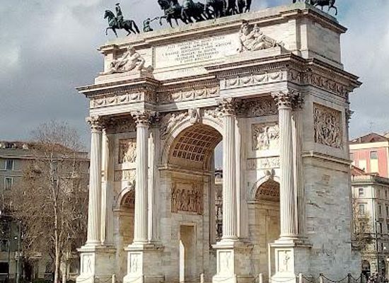 italy/milan/attraction/piazza-sempione