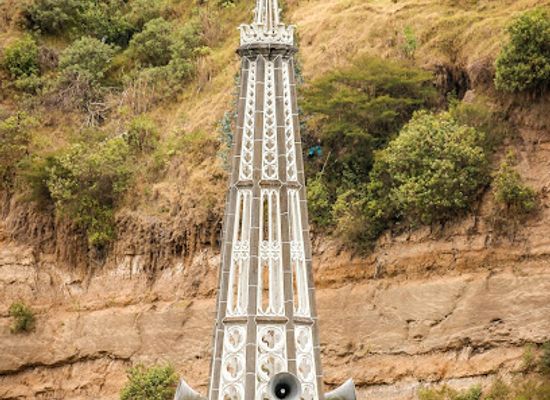 colombia/pacific-region/attraction/sanctuary-of-our-lady-of-the-holy-rosary-of-las-lajas