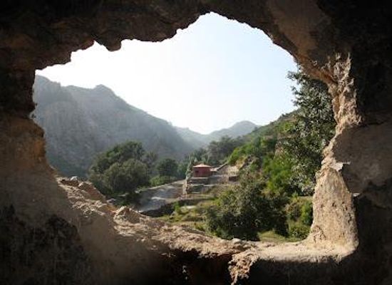pakistan/murree/attraction/shah-allah-ditta-caves