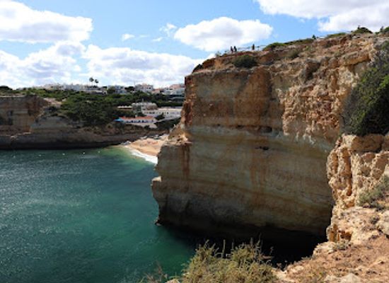 portugal/algarve/attraction/a-pedra-de-turok-der-stein-des-turok