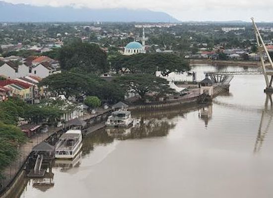malaysia/kuching/attraction/waterfront-cruise