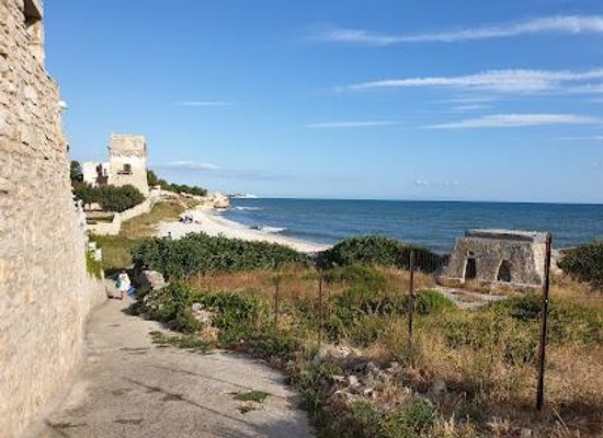 italy/apulia/attraction/spiaggia-la-torretta