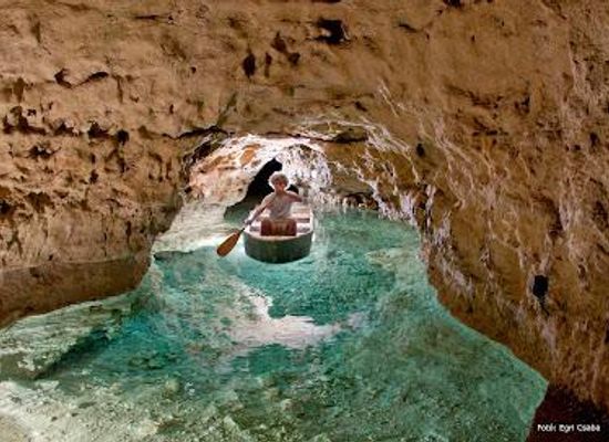 hungary/keszthely/attraction/tapolcai-tavasbarlang-latogatokozpont