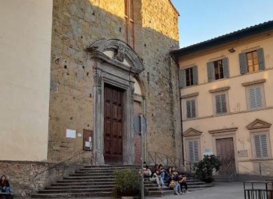 italy/arezzo/attraction/badia-delle-sante-flora-e-lucilla