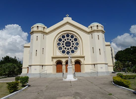 jamaica/kingston/attraction/holy-trinity-cathedral