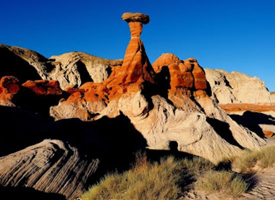 utah/grand-staircase-escalante-national-monument/attraction/toadstool-hoodoos-trailhead