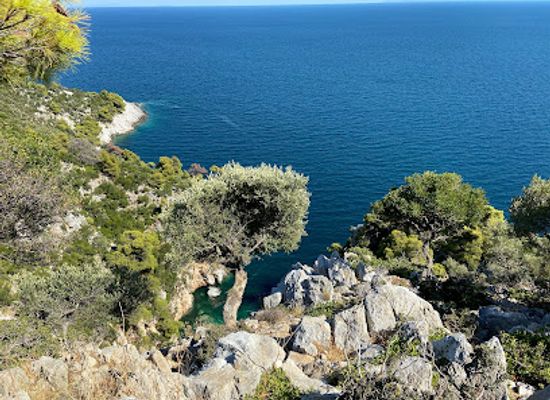 greece/sporades/attraction/drakontoschisma