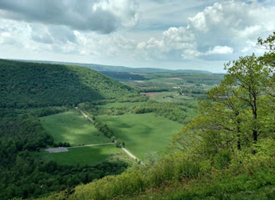 new-york/mohawk-valley/attraction/labrador-hollow-unique-area