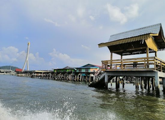 brunei/temburong-district/attraction/yayasan-sultan-haji-hassanal-bolkiah