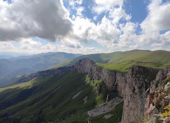 armenia/dilijan-national-park/attraction/dimats-mountain