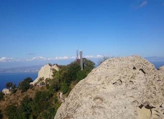 italy/campania/attraction/mount-epomeo