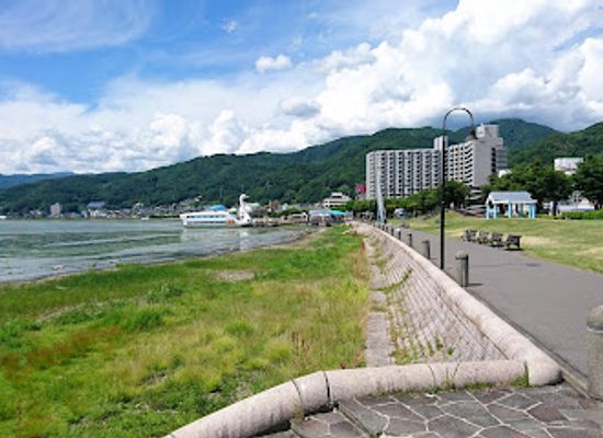 japan/iki/attraction/suwa-lakeside-park