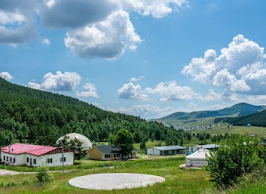 mongolia/tuul-river-valley/attraction/Bayan-Uul-Amralt