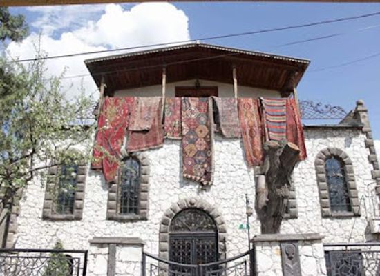 armenia/armenian-genocide-memorial-complex/attraction/lusik-aguletsi-house-museum-and-art-cafe