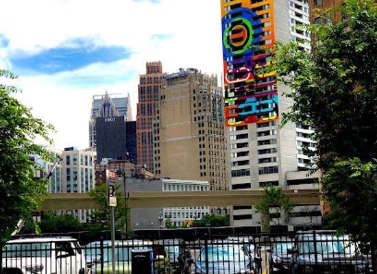 michigan/detroit/attraction/tour-de-troit
