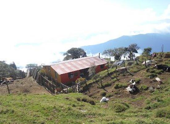 colombia/sierra-nevada-de-santa-marta/attraction/finca-santa-elena-cerro-kennedy-sierra-nevada-de-santa-marta
