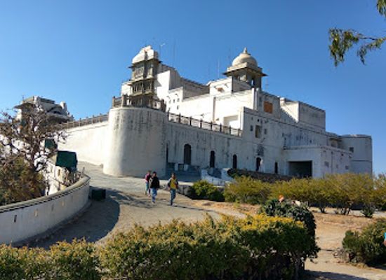 india/rajasthan/attraction/sajjangarh-monsoon-palace