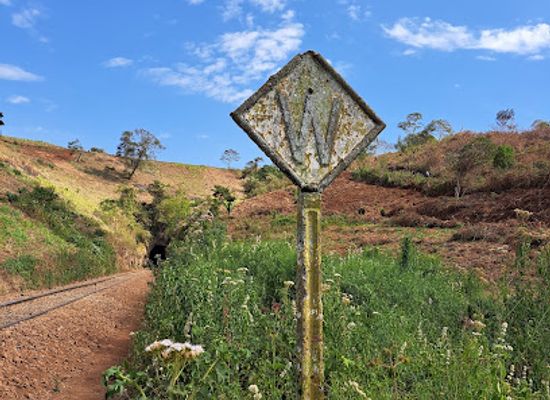 kenya/mount-longonot/attraction/buxton-tunnel-limuru
