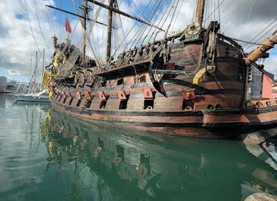 italy/genoa/attraction/vascello-neptune