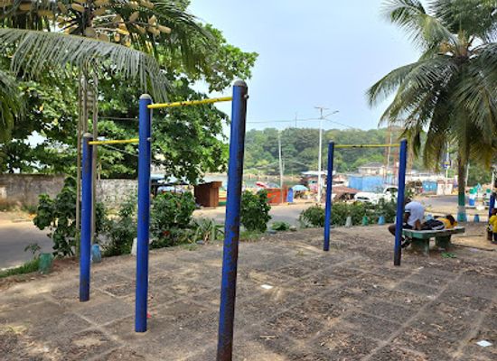 sierra-leone/port-loko/attraction/lumley-beach-round-about