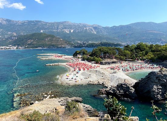 montenegro/komovi/attraction/halfmoon-beach