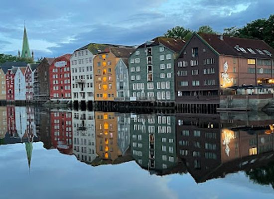 norway/nord-trondelag/attraction/bryggene-i-trondheim