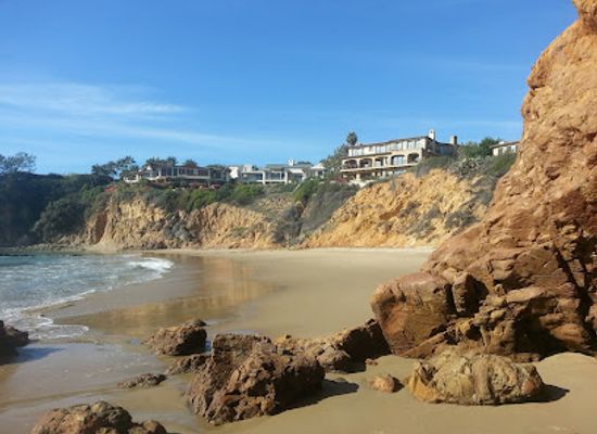 california/laguna-beach/attraction/crystal-cove-state-park
