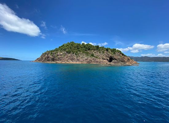 australia/whitsunday-islands/attraction/langford-island