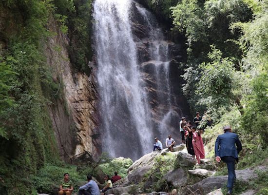 india/himachal-pradesh/attraction/rupi-raila-waterfall