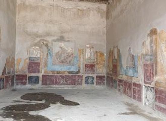 italy/pompeii/attraction/villa-arianna