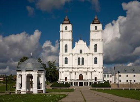 latvia/daugavpils/attraction/basilica-of-the-assumption-of-blessed-virgin-mary-aglona