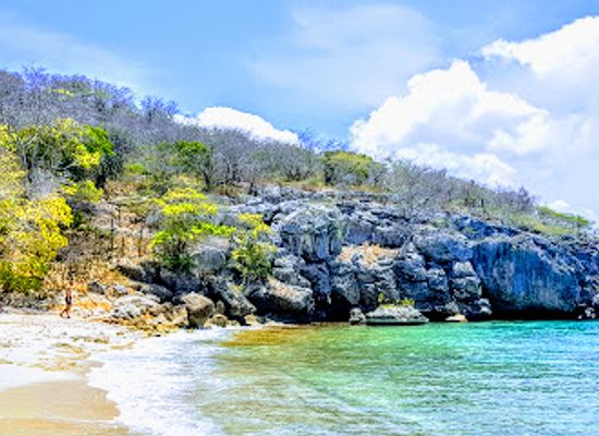 curacao/boca-hulu/attraction/playa-shon-mosa