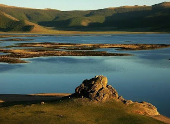 mongolia/lake-khovsgol/attraction/terkhiin-tsagaan-lake